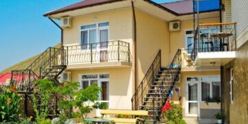 новость 07-10-2025 Владельцы гестхаусов в Крыму игнорируют легализацию