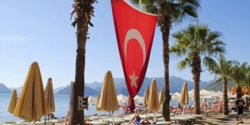 новость 08-10-2025 В России могут запретить продажу туристических путевок в Турцию