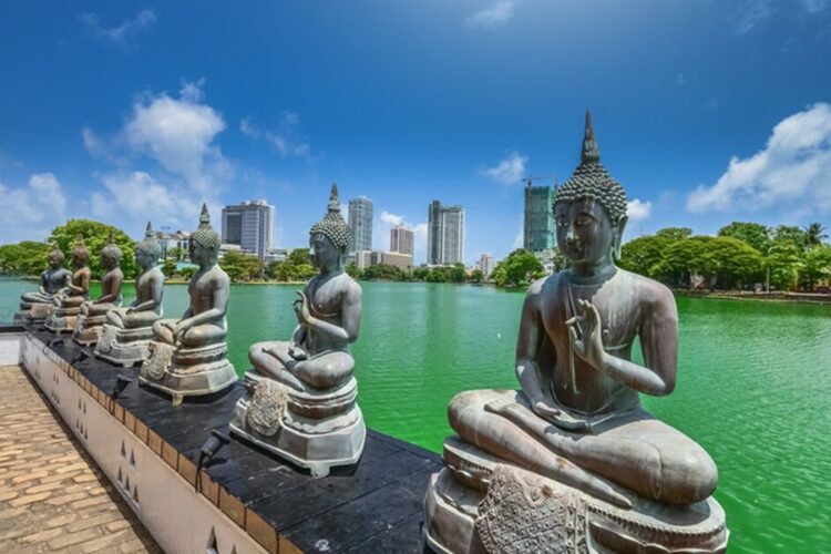 новость 16-10-2025 Новые правила въезда для туристов на Шри-Ланку вступили в силу