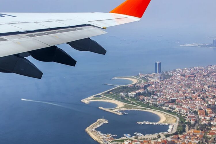 новость 17-10-2025 Стоимость перелетов в Турцию резко снизилась