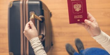 новость 19-10-2025 Российским туристам массово отказывают во въезде в Швецию из-за страховки