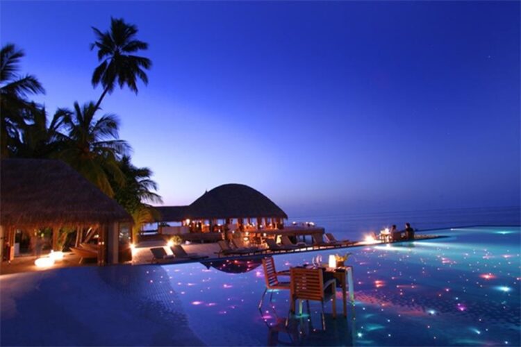новость 14-10-2025 Виллы на Мальдивских островах на Новый год раскупаются быстрыми темпами