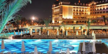 новость 15-10-2025 Большая часть лучших отелей Турции на каникулы распродана