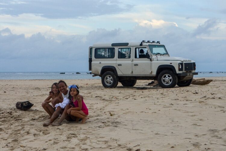 новость 12-10-2025 Российские туристы на Мадагаскаре не спешат прерывать отдых