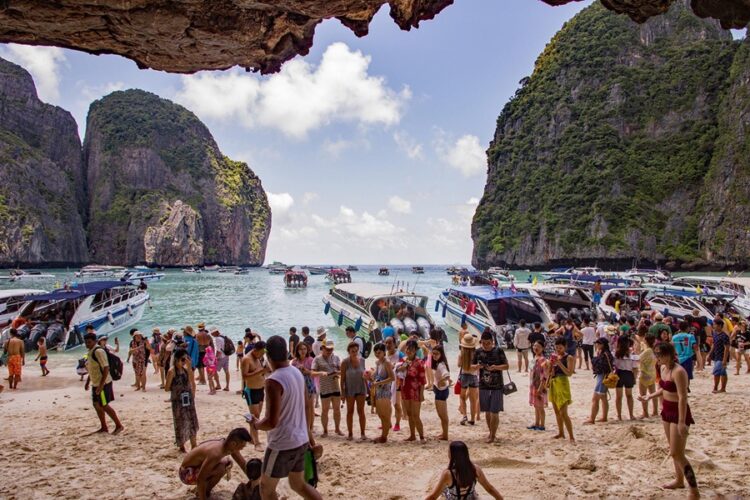 новость 21-10-2025 Таиланд не лидер в рейтинге новогодних бронирований у москвичей