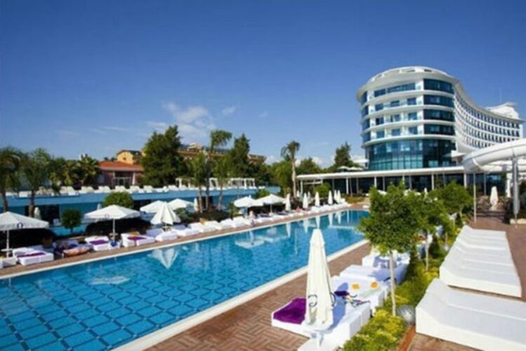 новость 23-10-2025 От российских туристов поступают сигналы об отравлении в Q Premium Resort