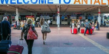 новость 30-10-2025 Цены на авиабилеты в Анталью обрушились