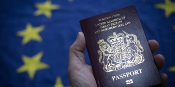 новость 21-10-2025 Особенности путешествий с двойным гражданством: практические советы