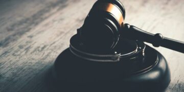 новость 11-11-2025 Клопы вместо отдыха: екатеринбургская семья отсудила у туроператора 239 тысяч за испорченный отпуск в Турции