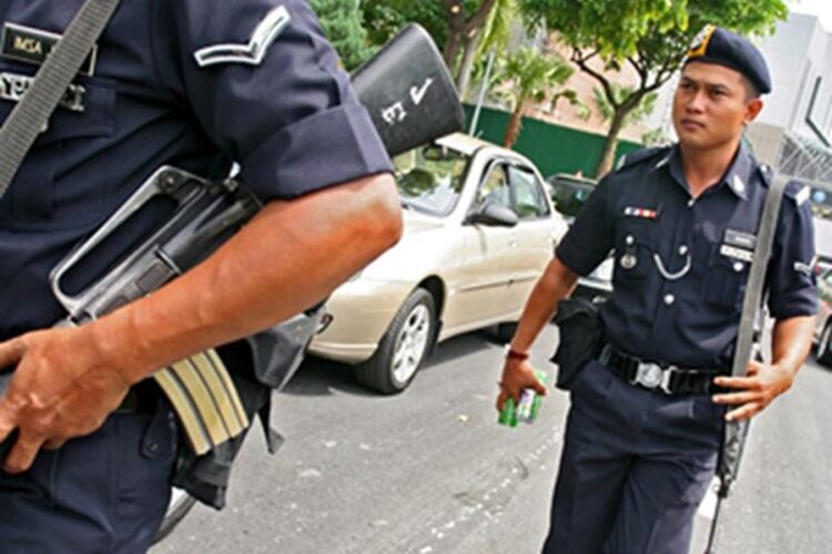 новость 12-11-2025 В Малайзии блогер оскорбил российскую туристку. Дело дошло до начальника полиции Куала-Лумпура