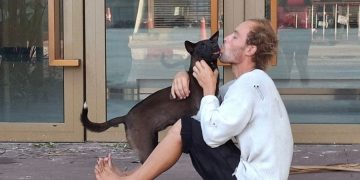 новость 12-12-2025 В Таиланде россиянин жил под открытым небом и просил подаяние