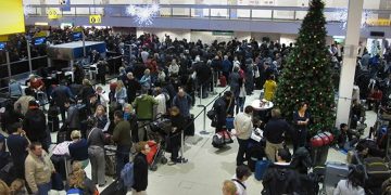 новость 20-12-2025 Европа на грани коллапса: как забастовки в аэропортах сорвут тысячам туристов Новый год и Рождество