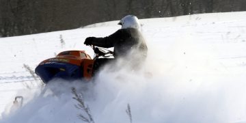 новость 14-12-2025 Они не вернулись из снежной бури: вторые сутки ищут группу из 13 человек на горе Ослянка