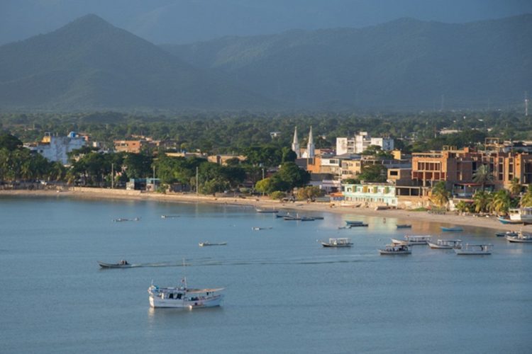 новость 04-01-2026 Воздушное пространство Венесуэлы в огне. Туристы перед выбором