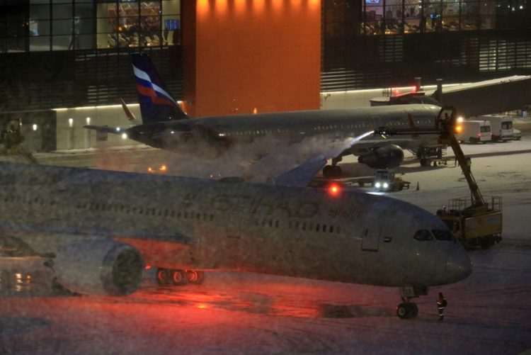 новость 09-01-2026 Багаж — в Абу-Даби, пассажиры — в Петербурге: рейс Etihad застрял в России из-за снегопада