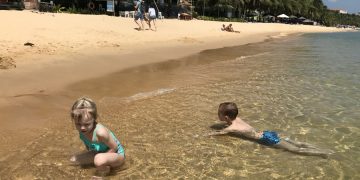 новость 28-02-2026 Россияне на острове Фукуок массово травятся после купания