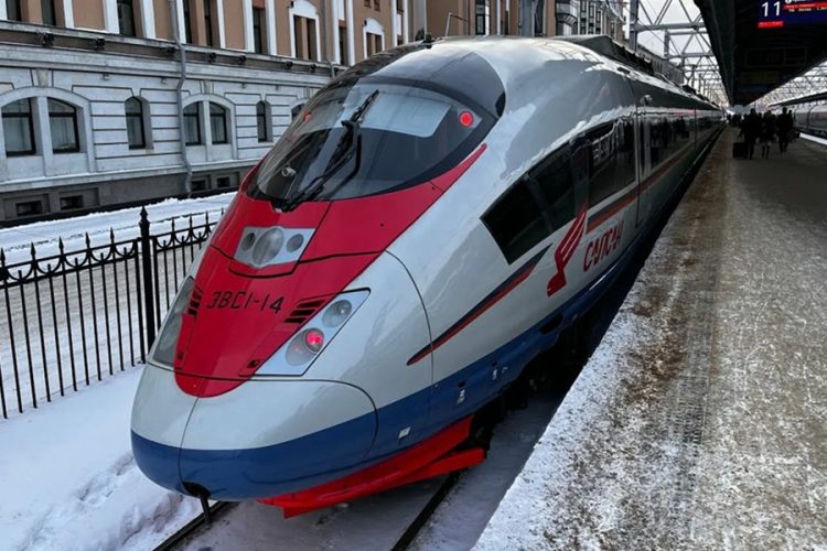новость 26-02-2026 РЖД снизили цены на билеты в Петербург до минимума, но есть подвох