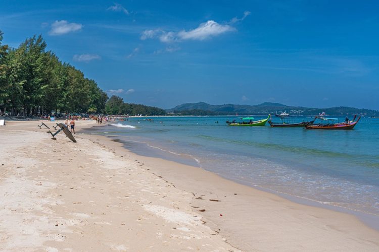 новость 24-03-2026 Пхукетский плен: как четырехдневная задержка рейса AZUR air ставит под удар карьеру россиян