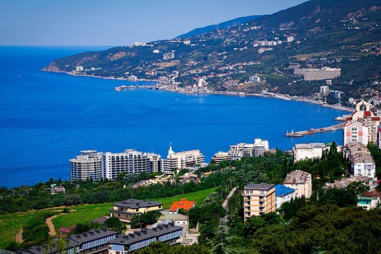 новость 19-03-2026 Смена курса или пауза? Почему россияне не спешат менять заграницу на российские курорты