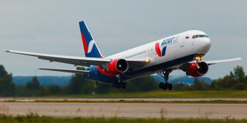 новость 30-03-2026 AZUR air продолжает «резать» полетную программу из регионов