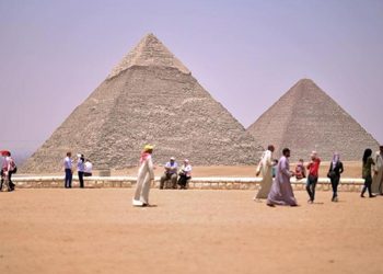 новость 03-03-2026 Война обходит стороной курорты Египта. Почему туристы отказываются от туров?