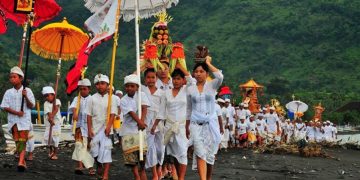 новость 21-03-2026 В темноте и тишине: как российский турист «спрятался от демонов» на Бали