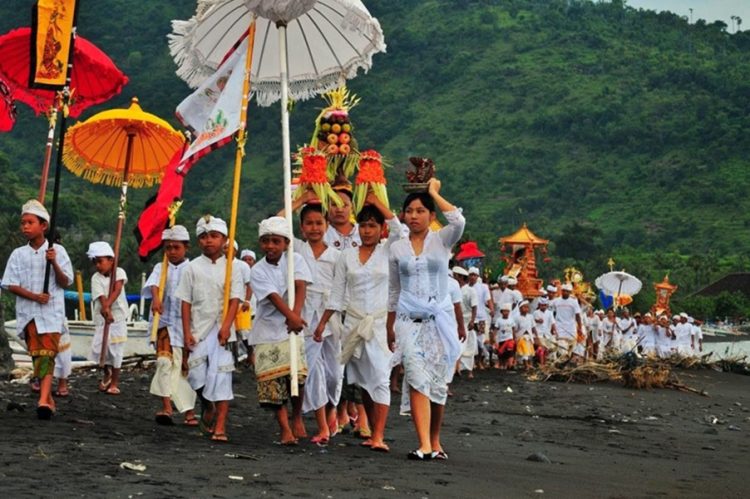 новость 21-03-2026 В темноте и тишине: как российский турист «спрятался от демонов» на Бали