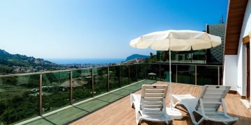 новость 01-04-2026 Как отпуск в Аланье превращается в добровольное пожертвование мошенникам