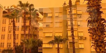 новость 05-04-2026 Песчаные дожди в Анталье: курорты Белека и Сиде восстанавливаются