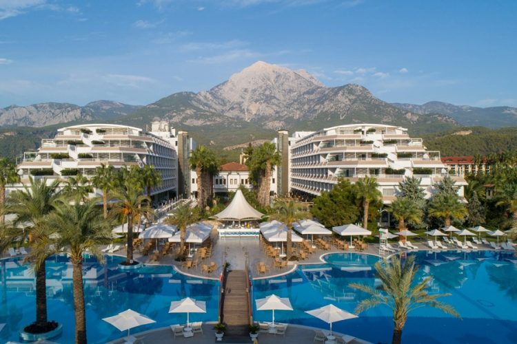 новость 22-04-2026 Сколько стоит пятизвездочный отдых в Турции на майские праздники