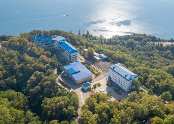 новость 28-04-2026 Отельеры Туапсинского района борются за туристов на фоне мазутного скандала