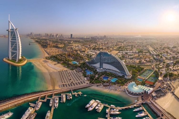 новость 21-04-2026 Почему небо открыли, а туры в ОАЭ так и не появились