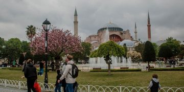новость 24-04-2026 Стамбул на майские: остались ли бюджетные билеты и стоило ли бронировать заранее?