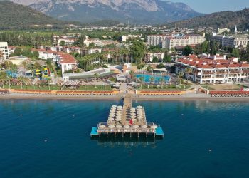 Отель Corendon Hydros Club Kemer — здесь 12 мая произошёл конфликт на дискотеке, переросший во взаимные иски