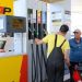 Очередь на заправке в Сочи — введены лимиты на бензин из-за наплыва автотуристов