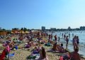 Пляж Анапы — курорт принимает туристов, отказавшихся от Крыма, бронирования выросли на 20%