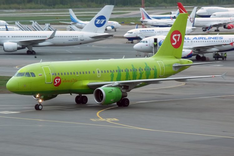 Самолёт S7 Airlines — перевозчик рассматривает возвращение в ОАЭ не раньше зимнего сезона