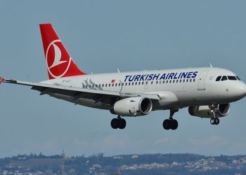 Turkish Airlines бросила пассажиров в Пулково: рейс в Анталью отменён, потерянные сутки и компенсация
