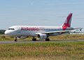 Самолёт Air Arabia на стоянке — компания вновь аннулировала рейсы и оставила пассажиров без обратных билетов