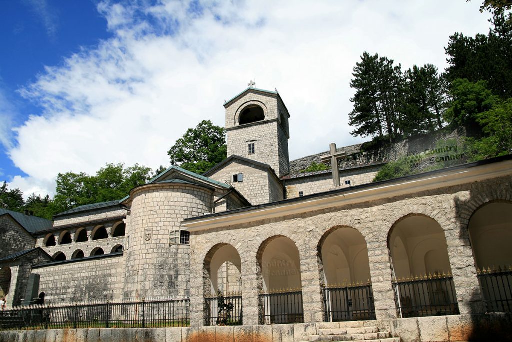cetinskiy-monastyr-countryscanner-1-1024x683.jpg