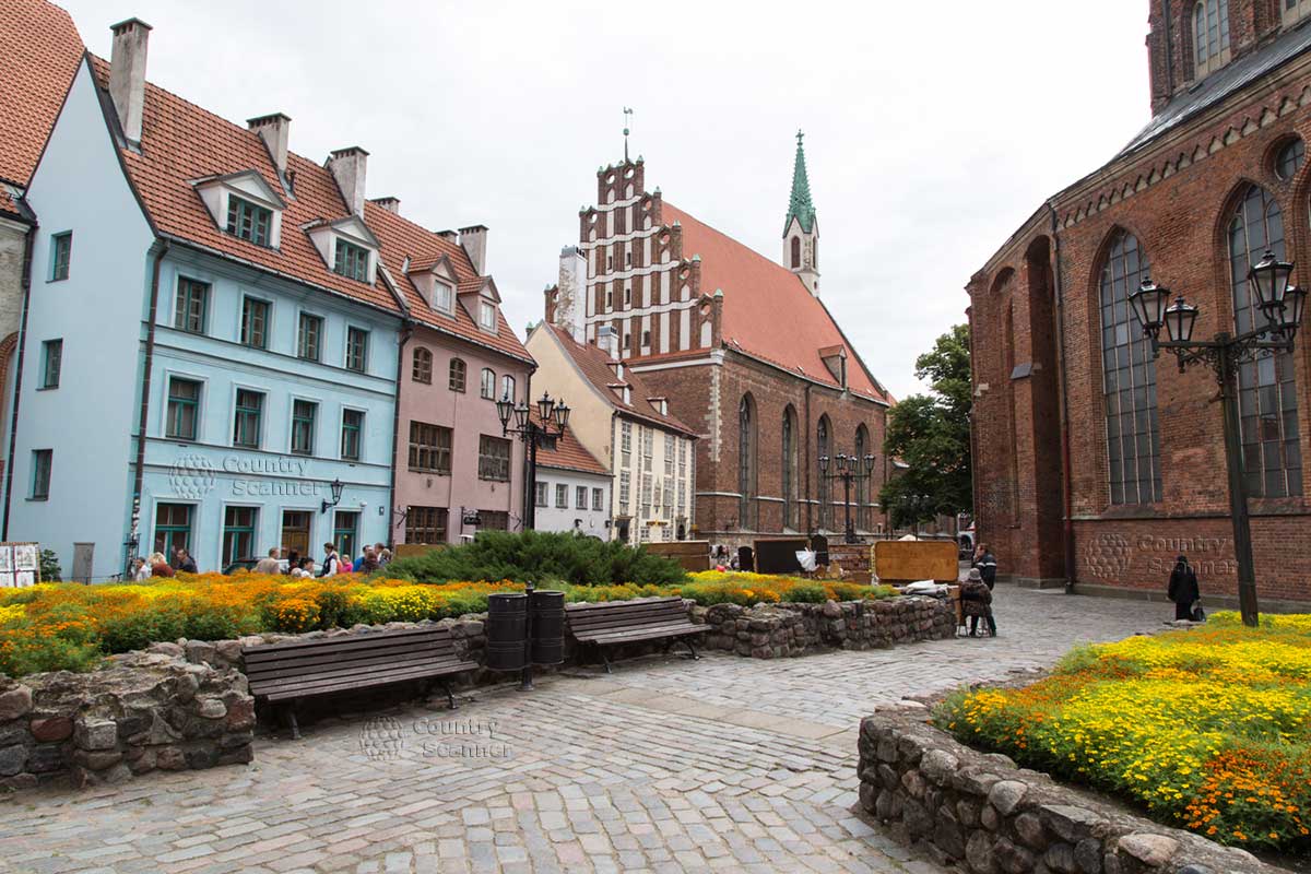 riga_old_town_countryscanner_ru